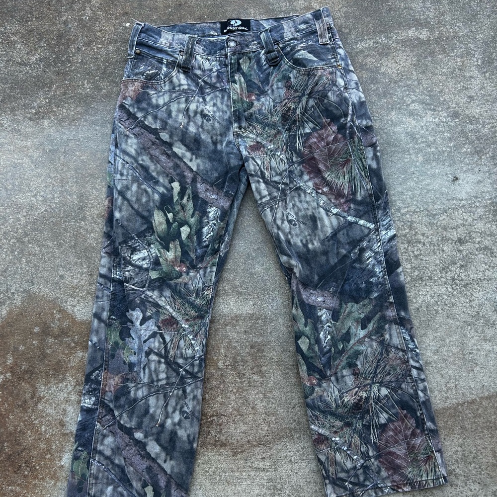 Camo mossy oak pants size 34/30